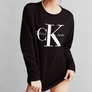 CALVIN KLEIN CREWNECK